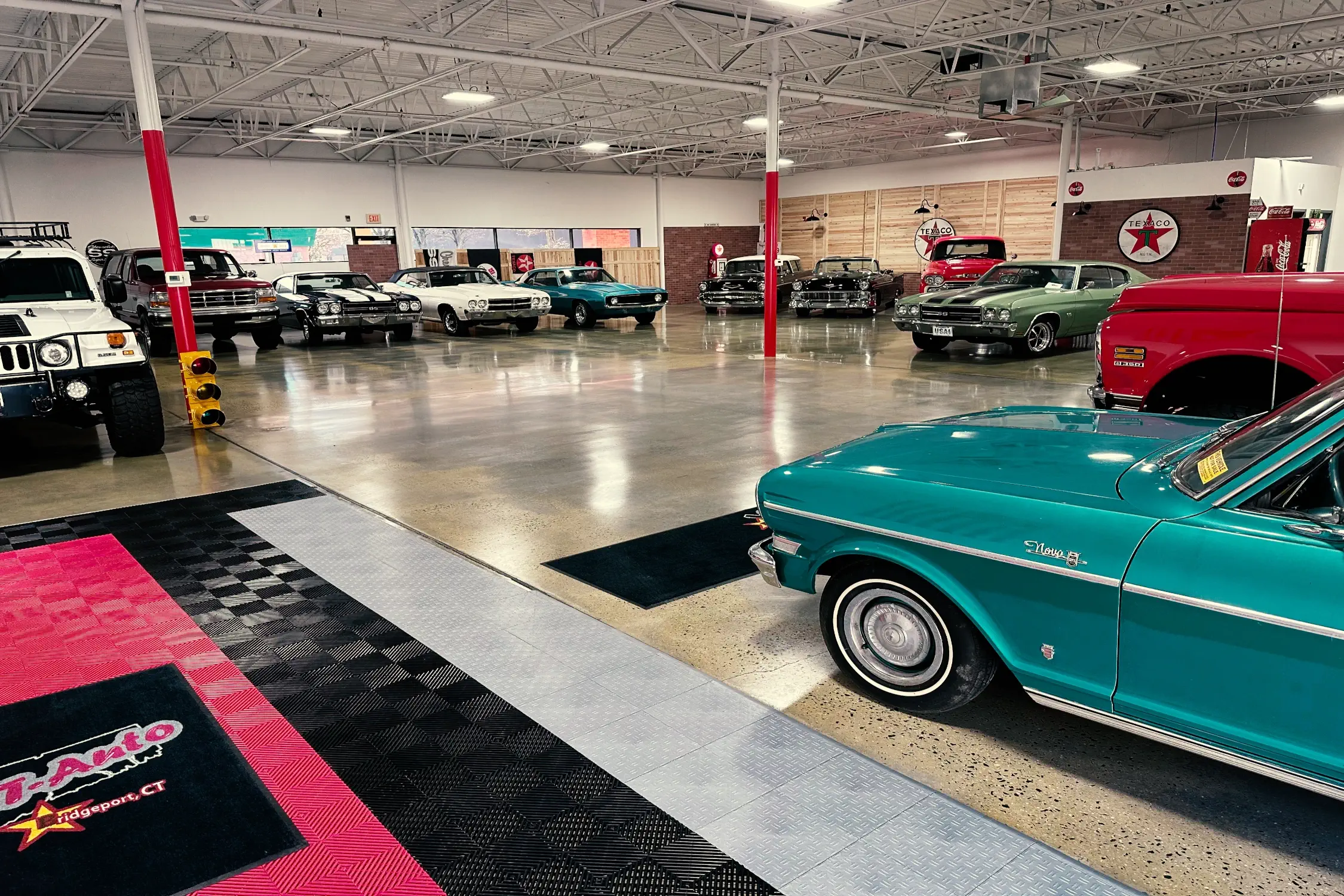 CT Auto Classics car showroom picture